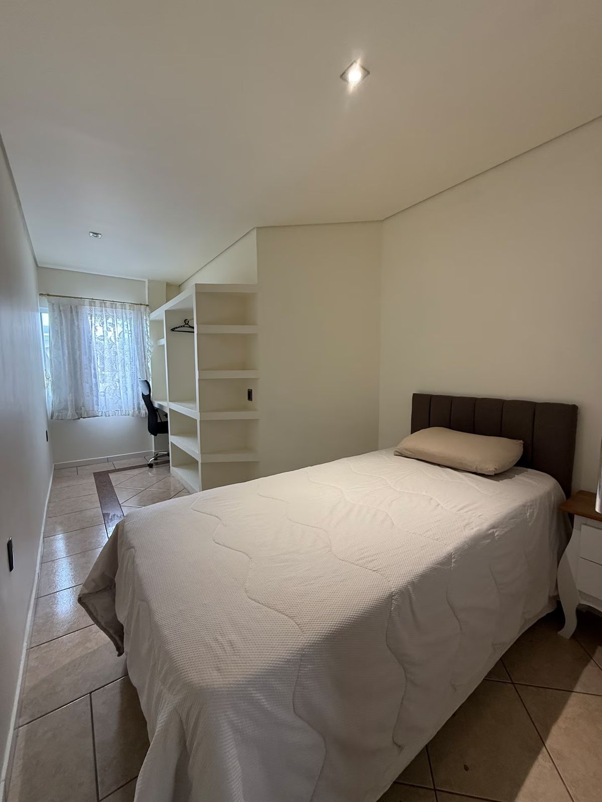 Quarto de solteiro, Casa Planejada no Centro, Campos Novos